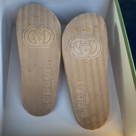 Gucci Slides - Picture 3 of 4